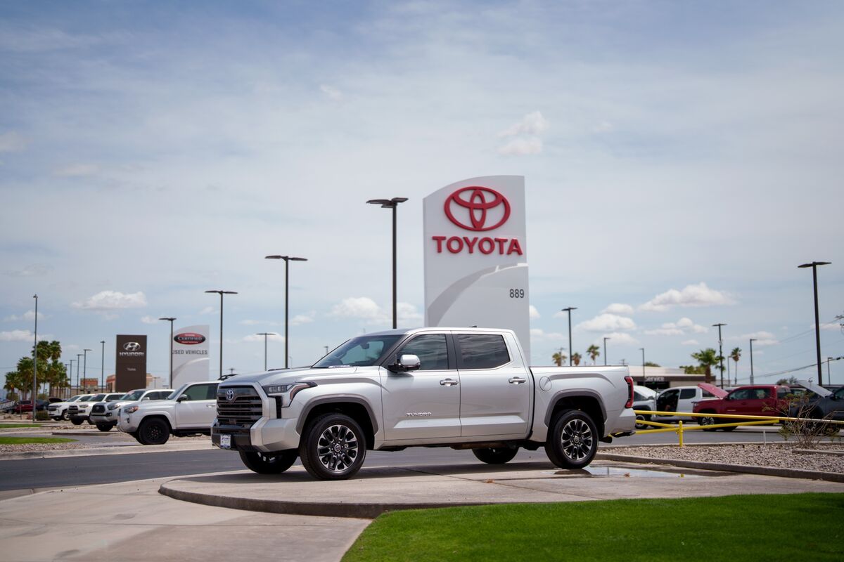 Toyota Mulls Making Tiny Trucks for US Market as Demand Booms