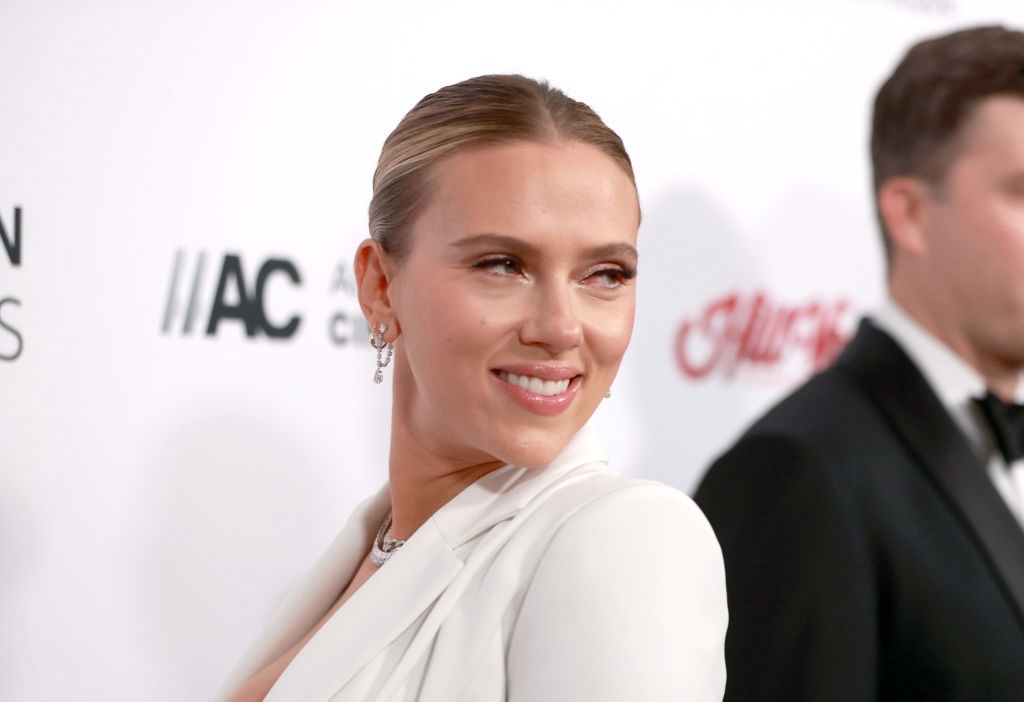 OpenAI reportedly hired the actress who is not Scarlett Johansson to voice “Sky” months before contacting Scarlett Johansson thumbnail