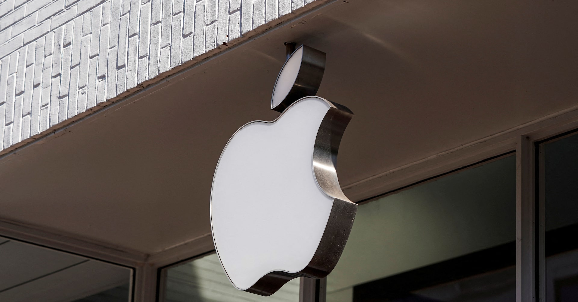 Apple seeks to defend Google's billion-dollar payments in search case