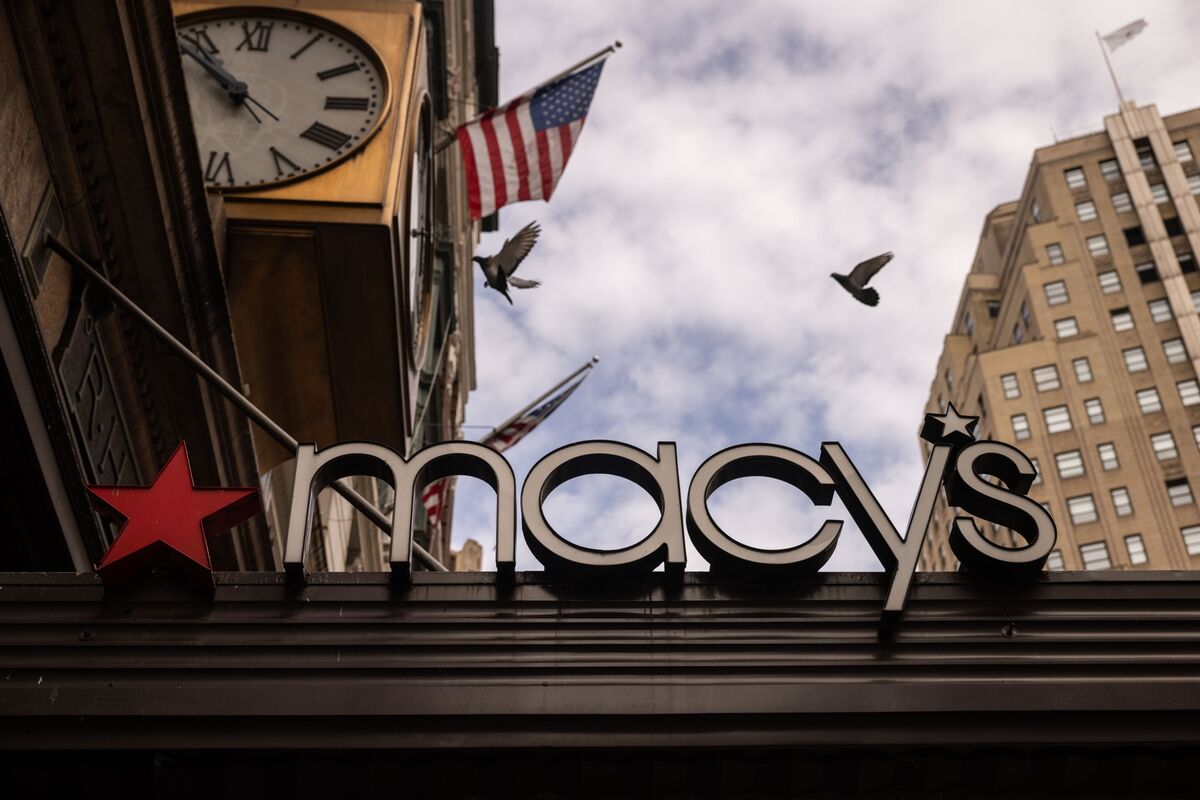 Macy’s Delays Earnings Report Pending Employee Investigation
