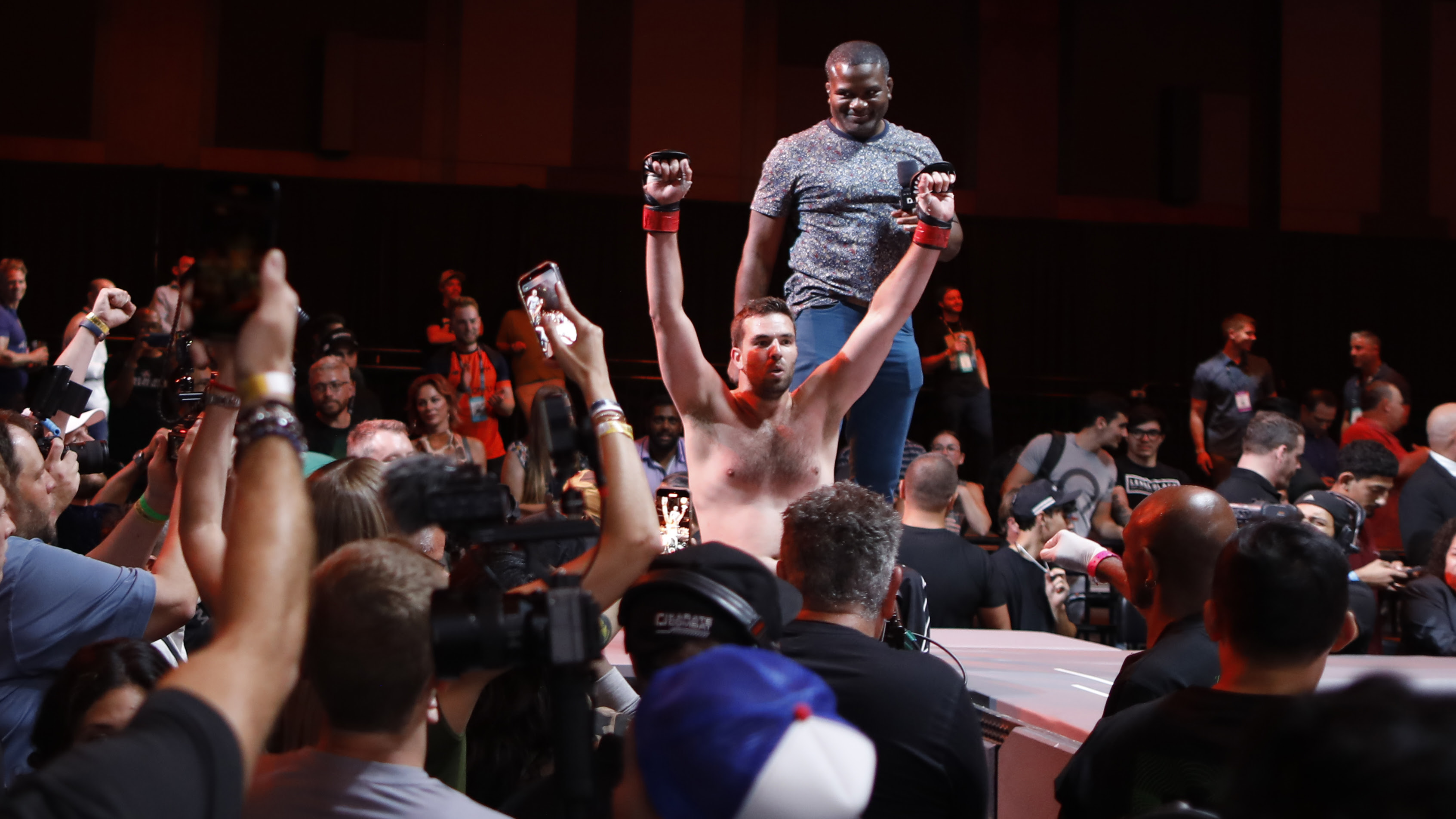 Billy McFarland wins an Influencer Fight