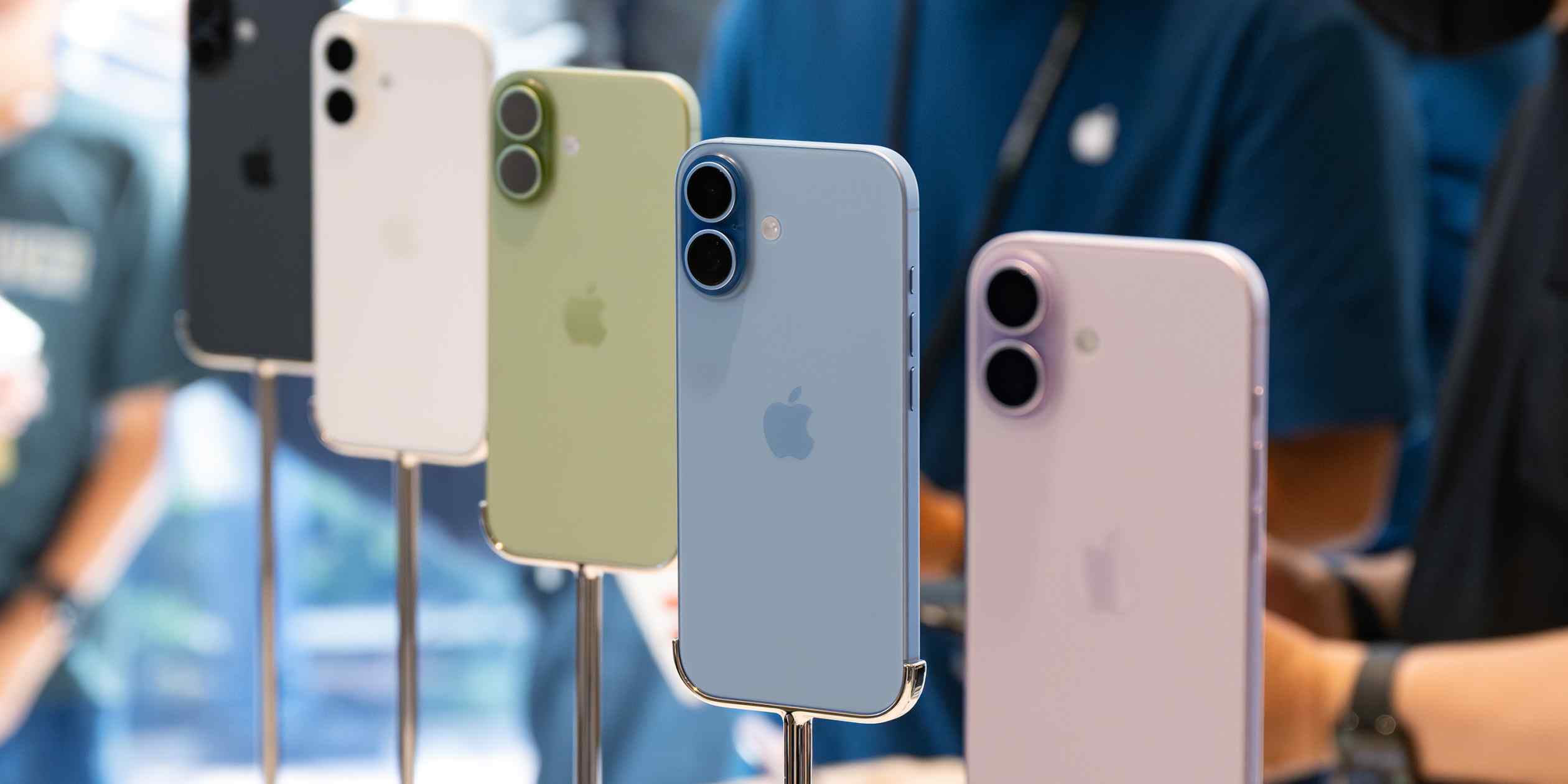 Apple slashes iPhone Air production plans, boosts other 17 models: sources