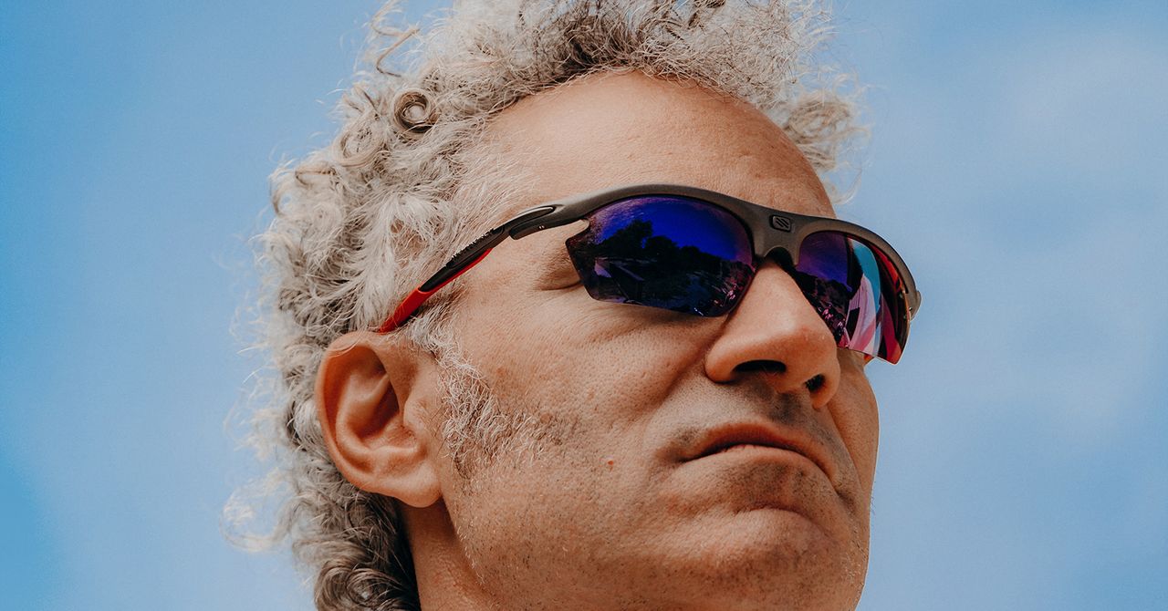 Alex Karp Goes to War