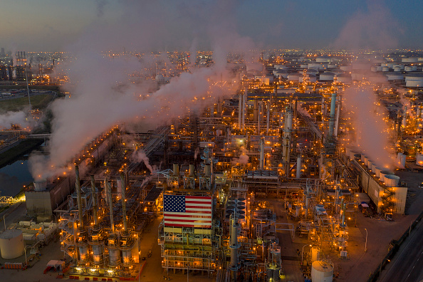 Gassed-up investment (David McNew/Getty Images)