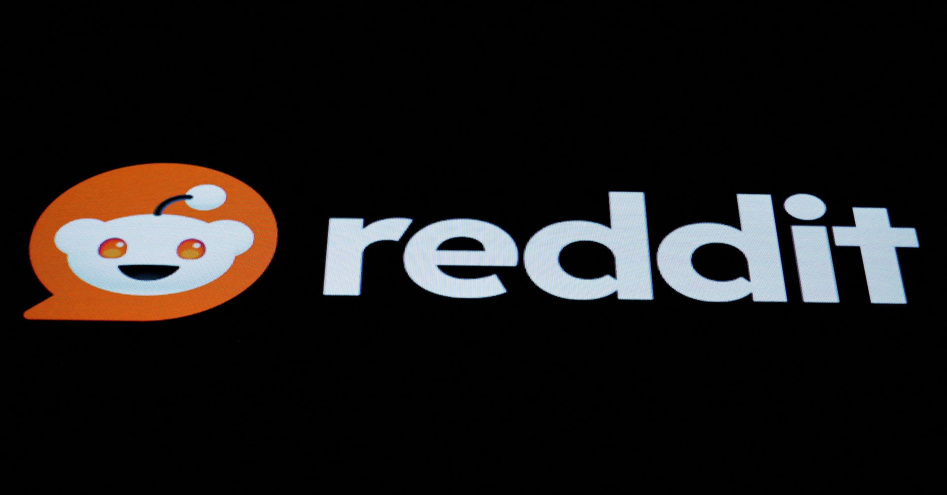 Reddit unveils AI-driven ad tools to help brands tap into user discussions