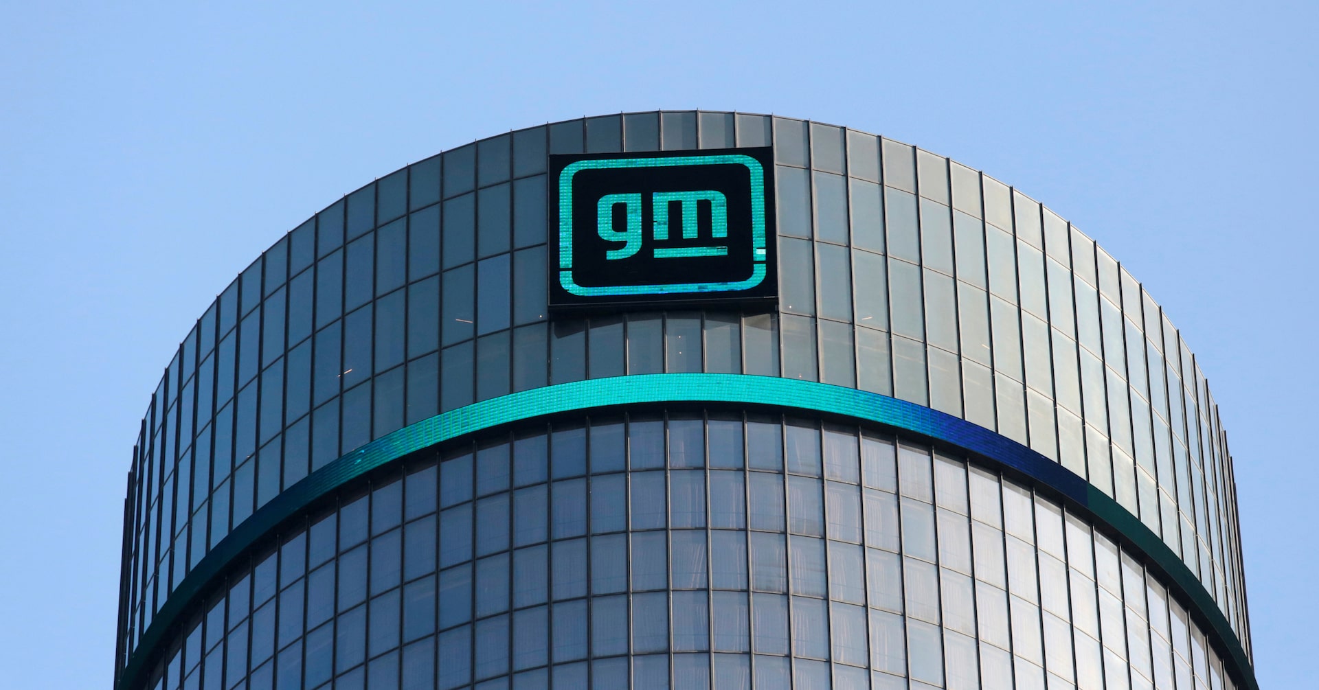 Exclusive: GM backtracks on plan to claim last-minute EV tax credits