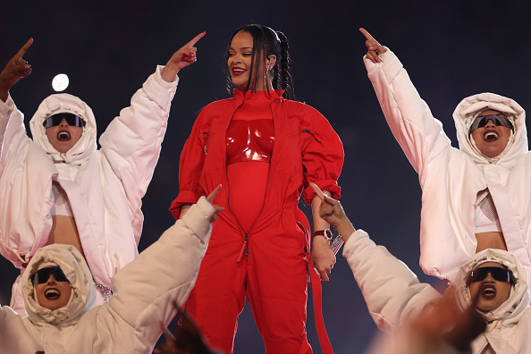 Apple Music replaced Pepsi as the sponsor of the Super Bowl halftime show (Gregory Shamus/Getty Images)