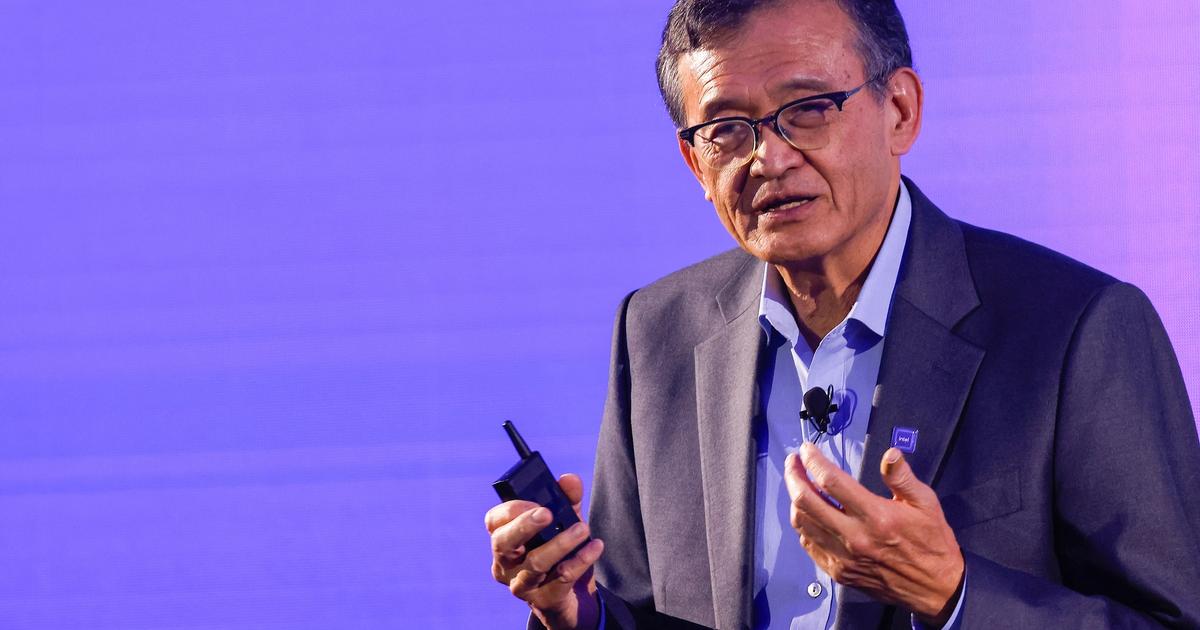 Intel in early talks to add AMD as foundry customer
