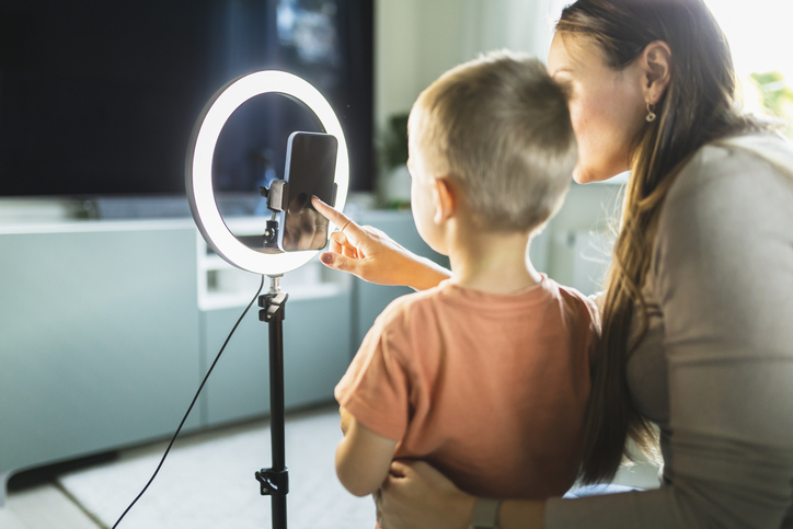 Growing up in front of a black mirror (Westend61/Getty Images)
