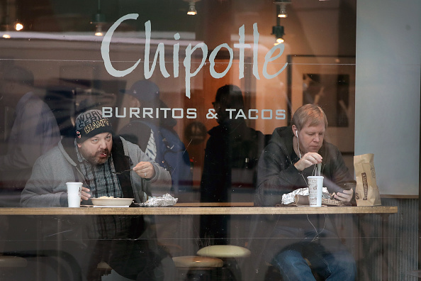 Chipotle continues to go on a tear, hitting a sales record thumbnail