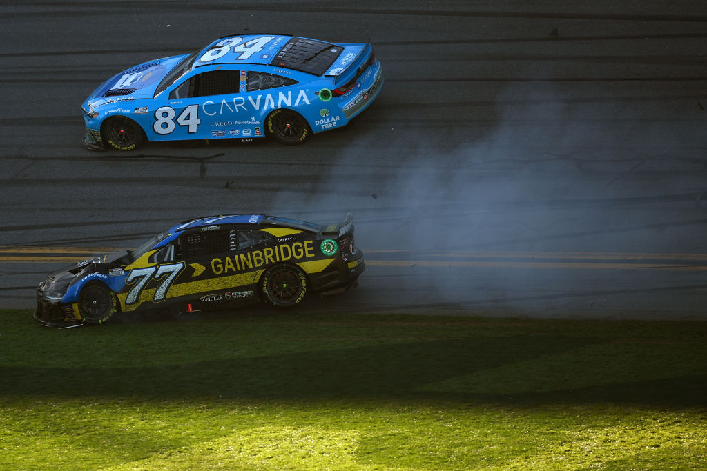 Short sellers of Carvana, Wayfair, and Enovix are getting squeezed thumbnail