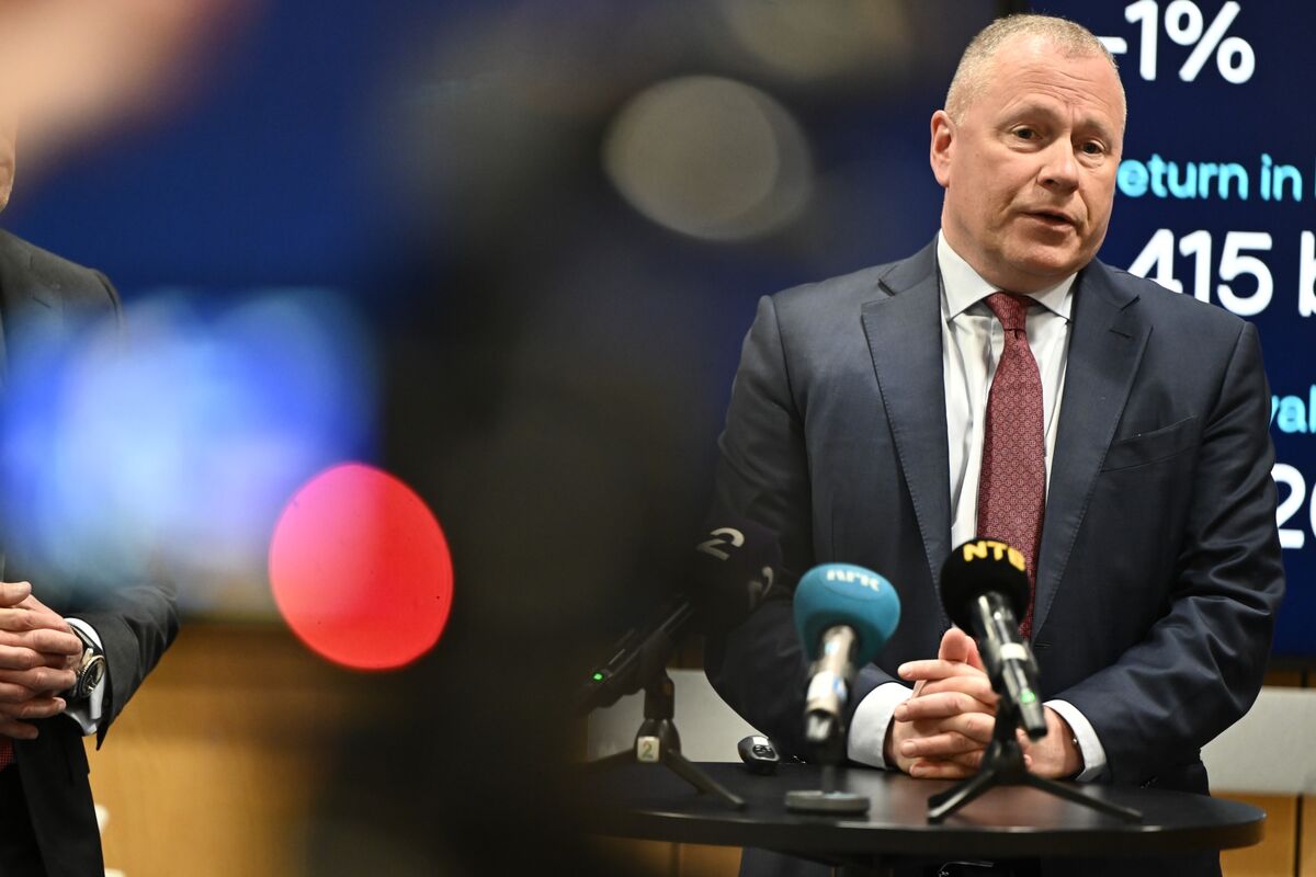 Norway’s $1.7 Trillion Wealth Fund Reports Tech-Driven Loss