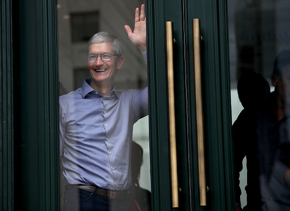 Can’t stop, won’t stop — selling iPhones (Win McNamee/Getty Images)