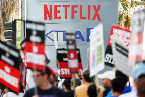 The contract took a few drafts (Mario Tama/Getty Images)