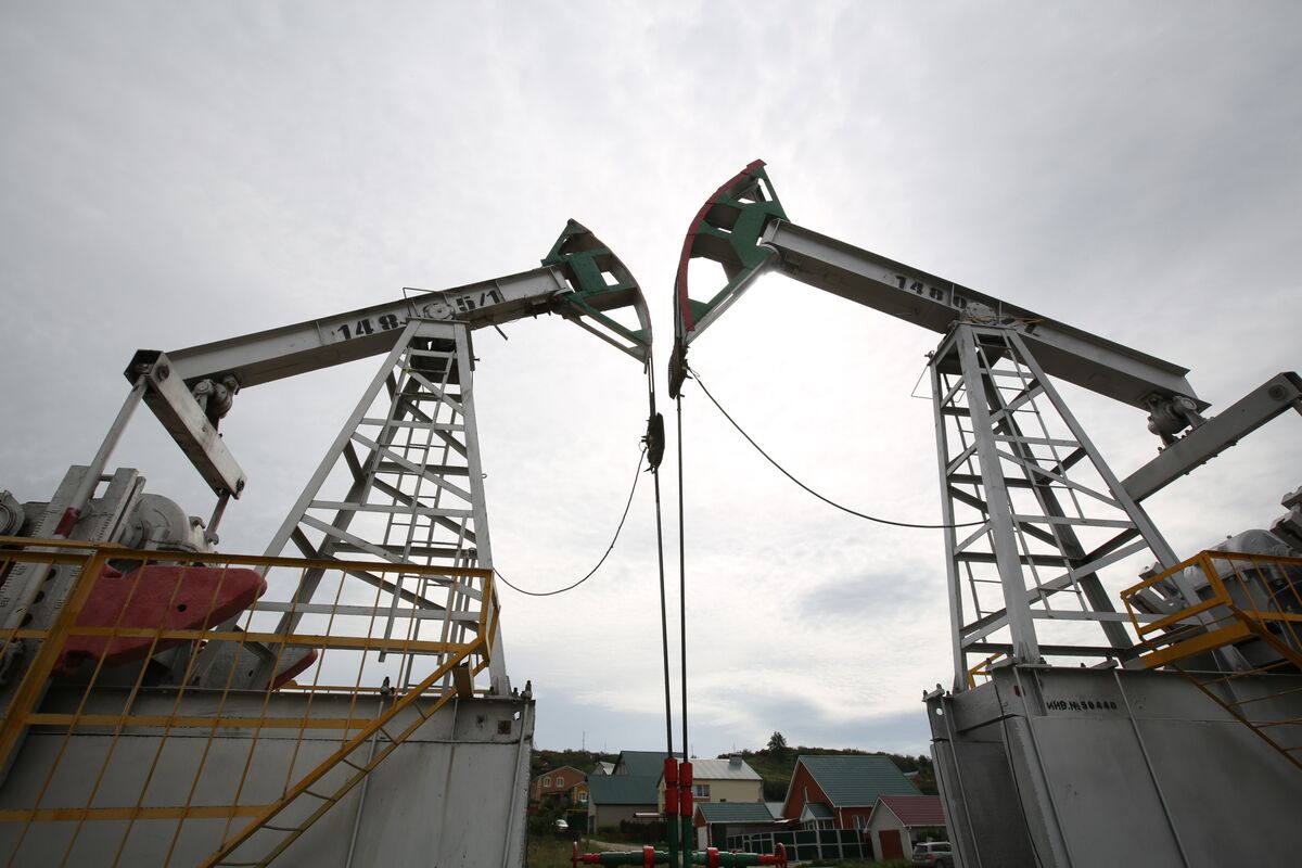 OPEC+ to Begin Long-Delayed Supply Restart Amid Trump Pressure