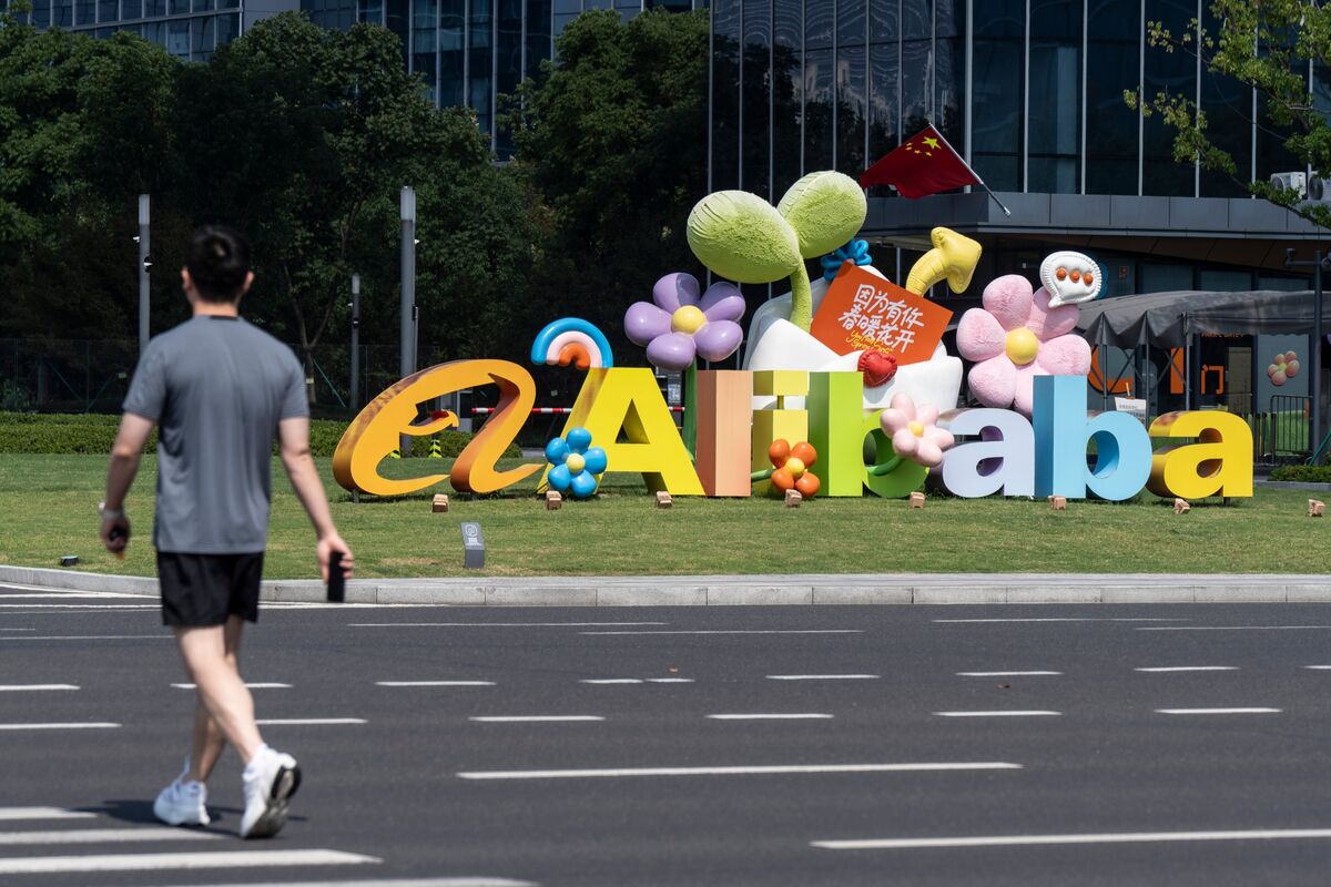 Alibaba Preps Big Revamp of Flagship AI App to Resemble ChatGPT