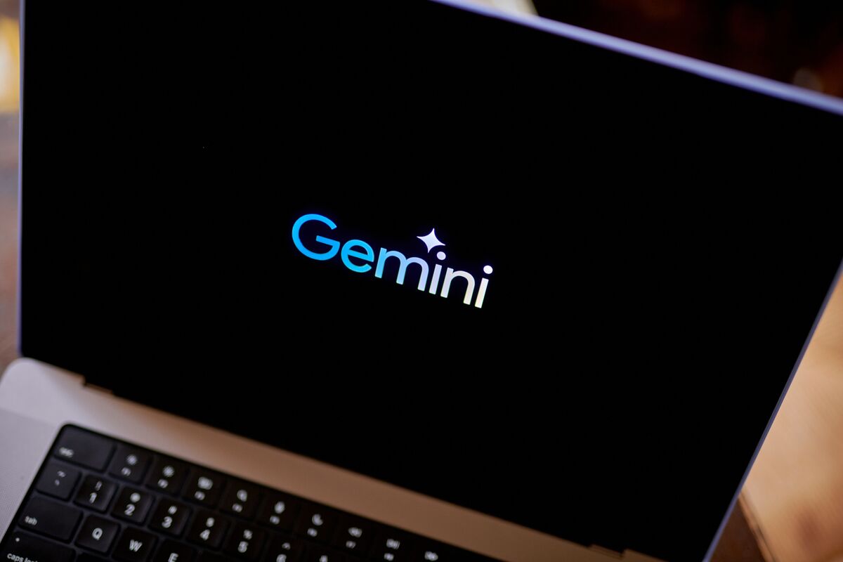 Has Artificial Intelligence Co-opted the Sparkle Emoji?