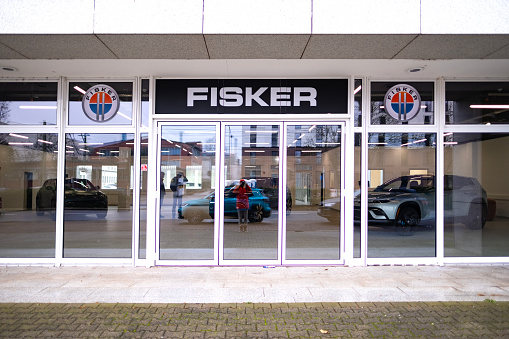 Fisker's woes serve as a reminder to carmakers: the doors should open thumbnail