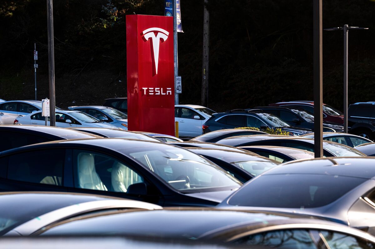 Tesla’s Adjusted Earnings Got 12% Bump From Omitting Crypto Loss