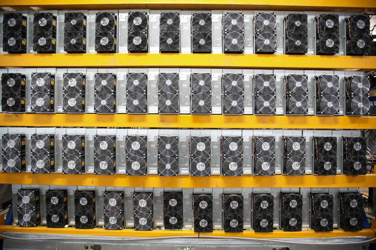 Tariffs Disrupt Bitcoin Mining Supply Chain Rooted in Asia