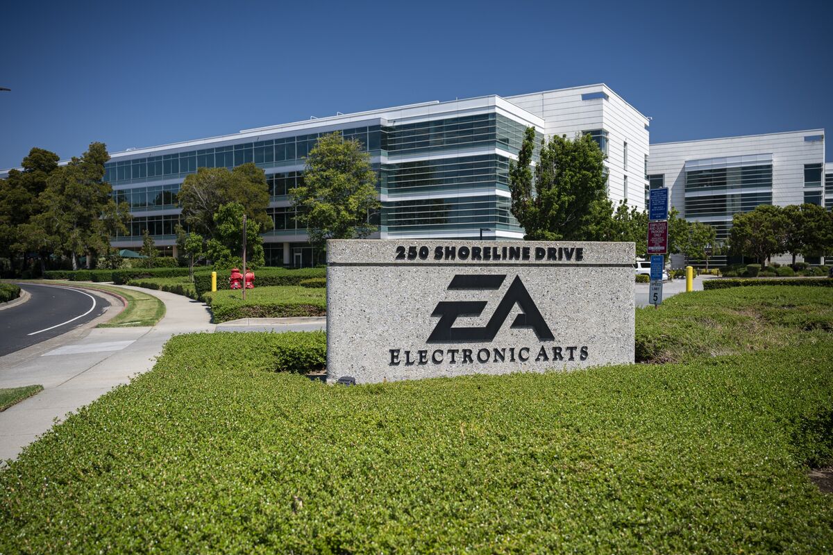Electronic Arts Lays Off Hundreds, Cancels ‘Titanfall’ Game