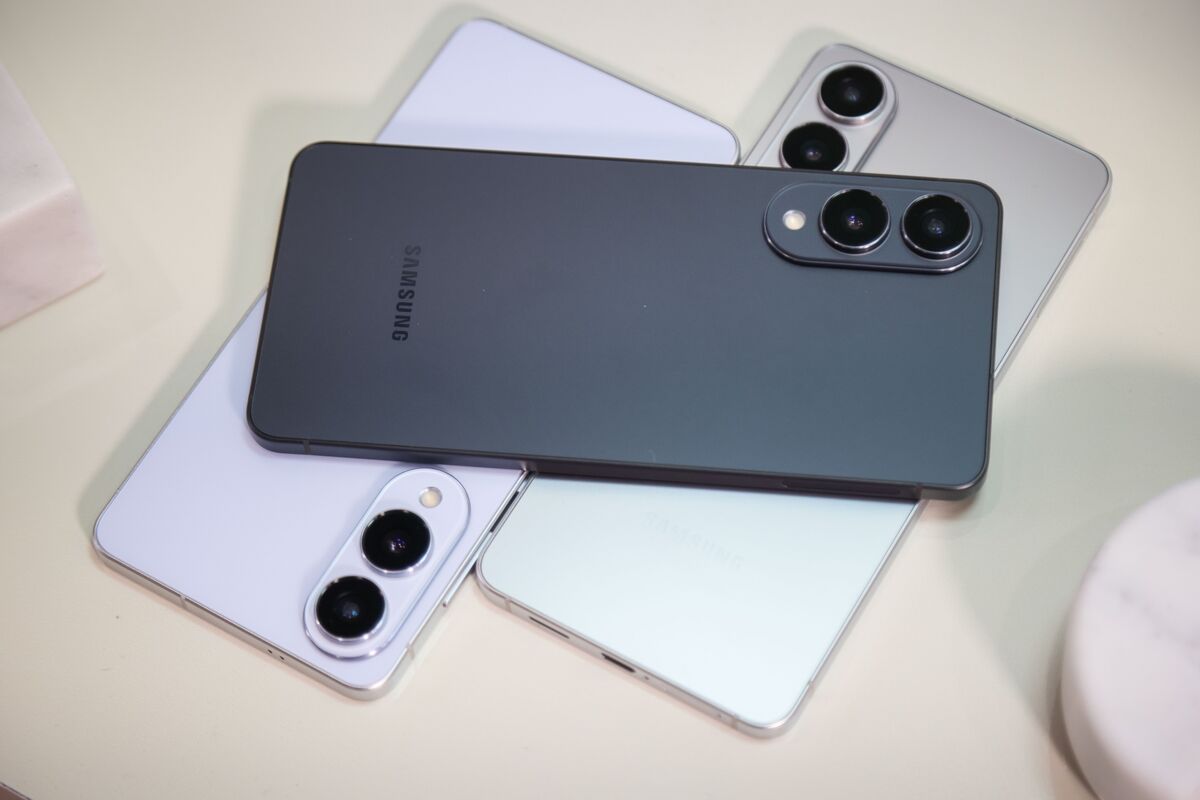 Trump Says Apple Tariffs Would Also Target Samsung, Other Makers