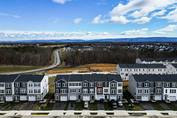 (Julia Nikhinson/Getty Images)