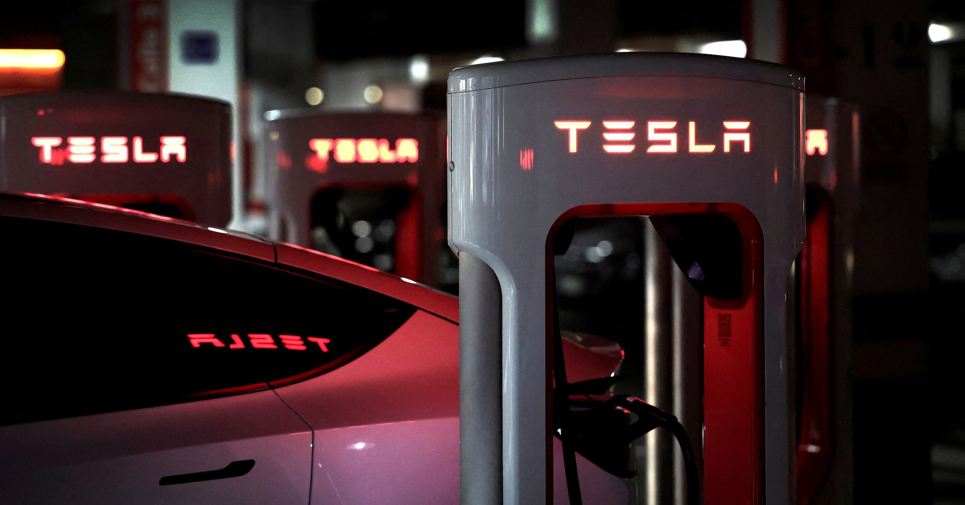 New Tesla sales in Spain drop 36% in April despite EV sales surge