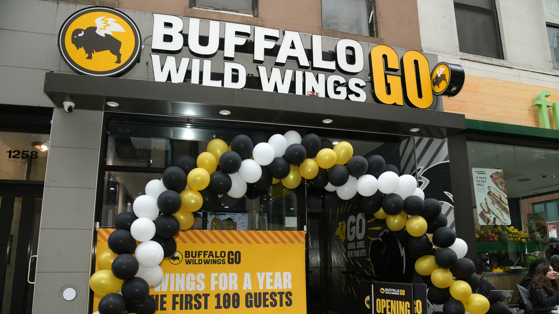 Buffalo Wild Wings leans into Go takeout format as a third of sales move off premises